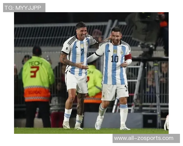 梅西苏牙德保罗齐聚海得拉巴球场包厢观赛引发球迷热议