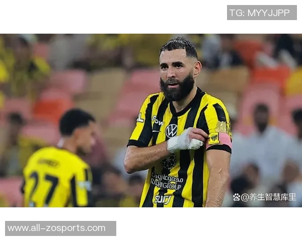 利雅得新月与本泽马谈判陷入僵局未来合作前景堪忧